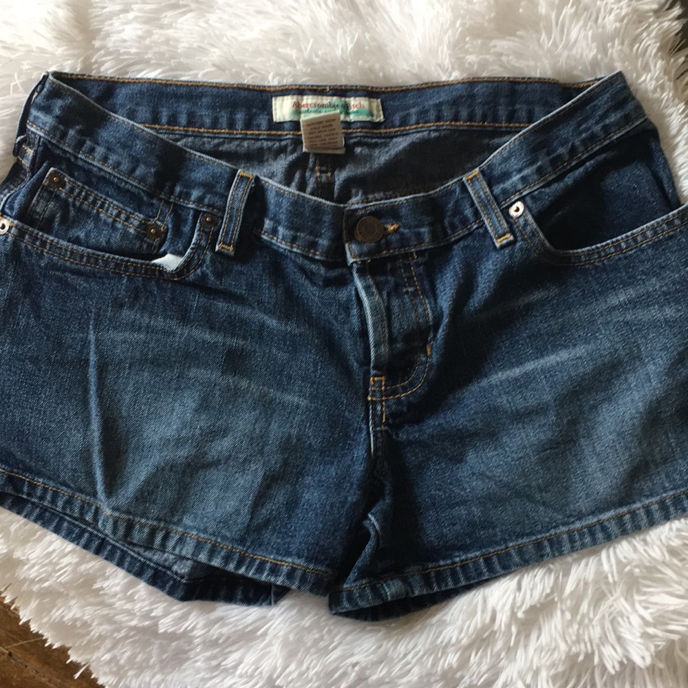 Bundle of two shorts